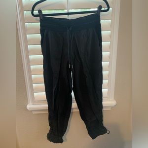 Lululemon Cropped Pant